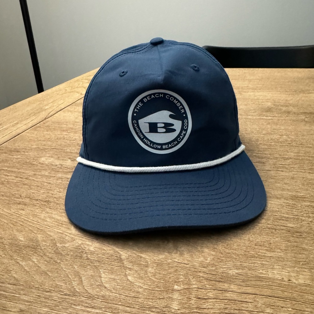 NWOT - unisex Beachcomber rope hat